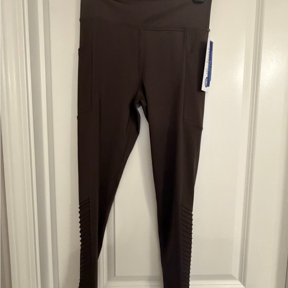 NWT Threads 4 Thought Brown High-Rise Leggings with Ribbed Panels